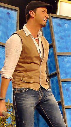 Lukas Bach