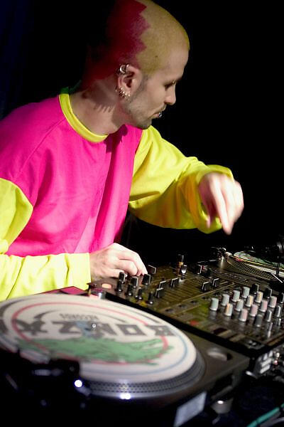 DJ Neon