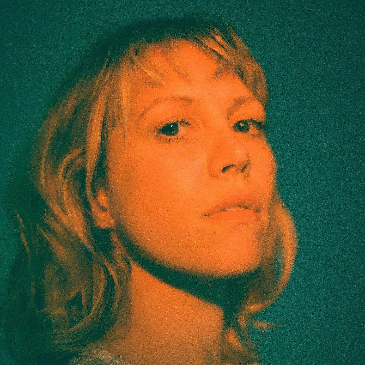 Under Violet