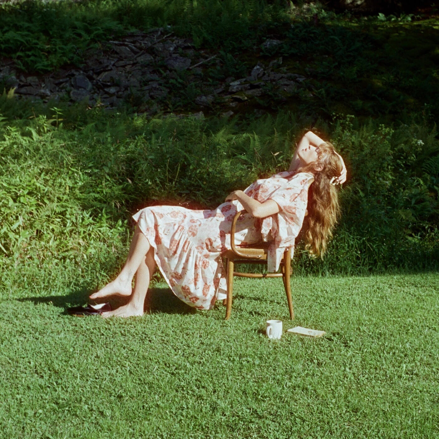 Релиз Summer Song