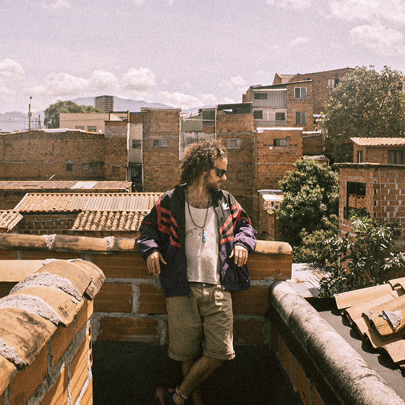 Релиз Que Fluya