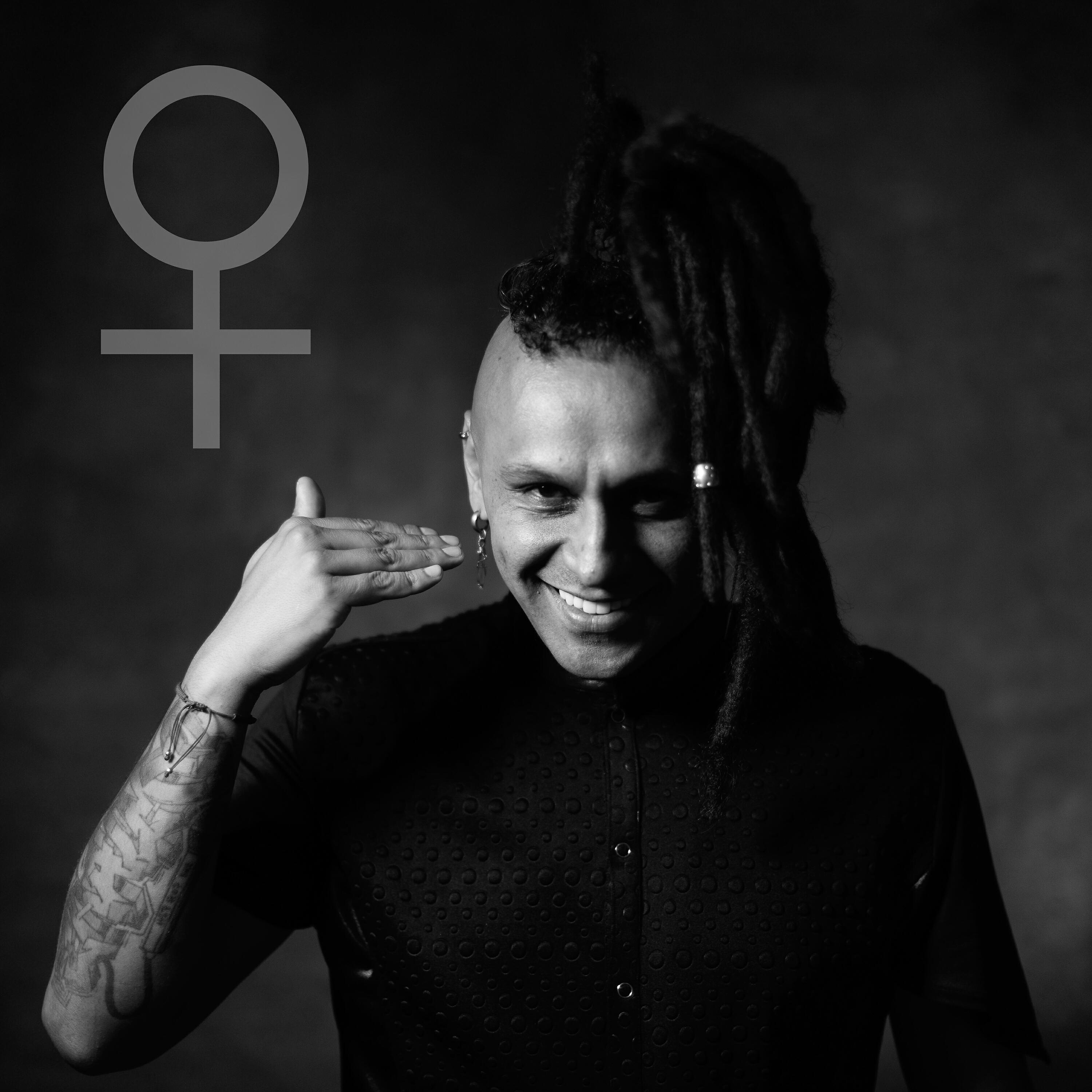 Релиз Mujer