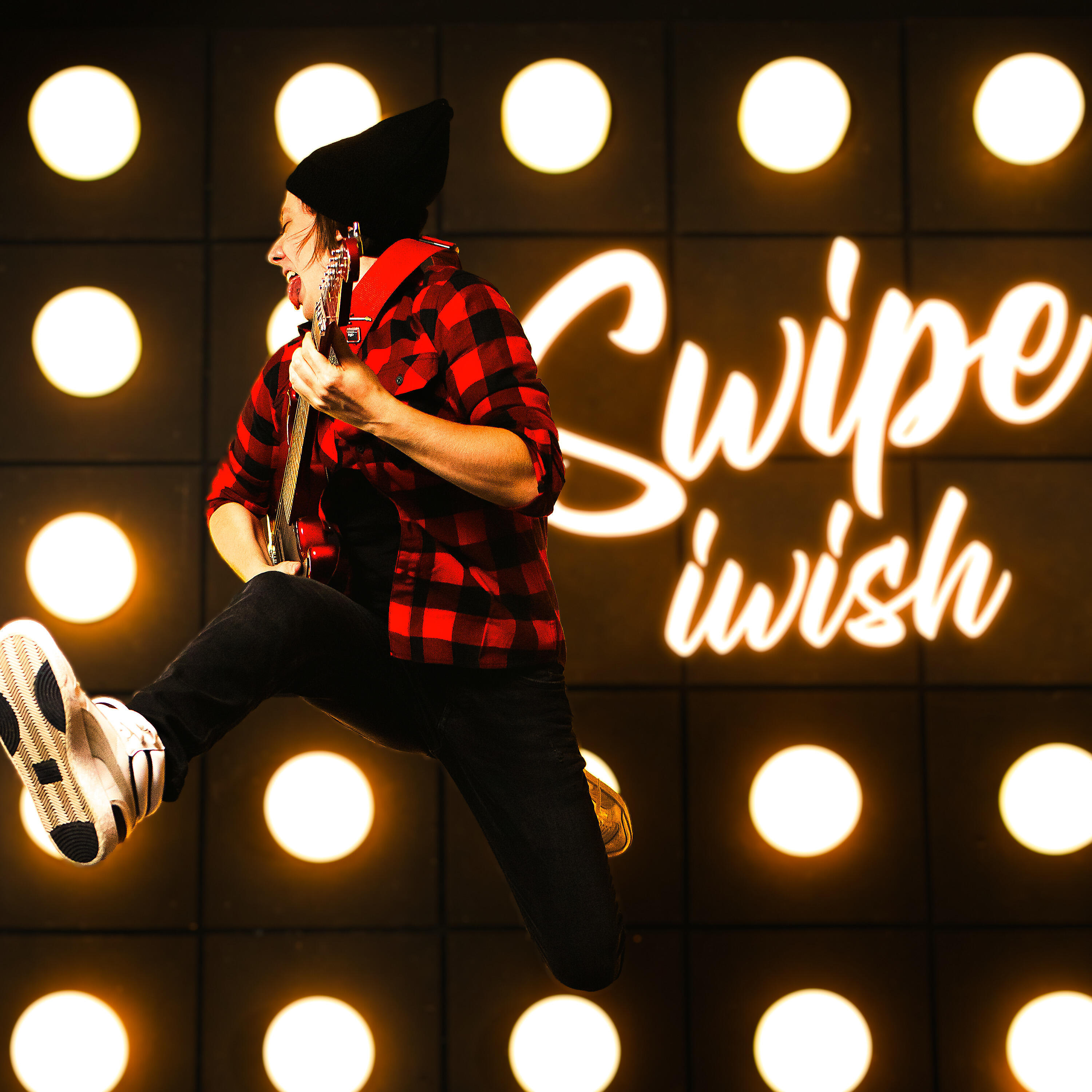 Релиз Swipe