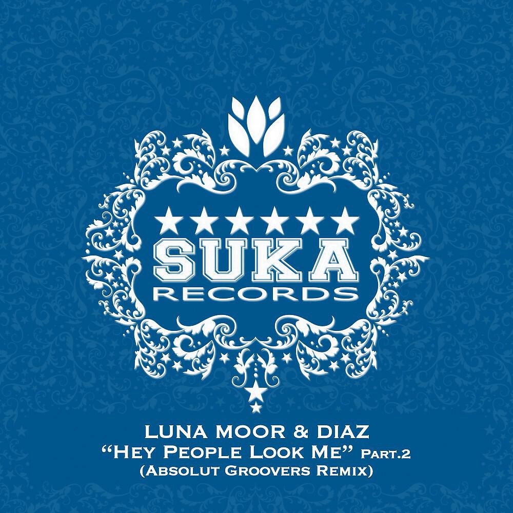 Luna Moor & Diaz