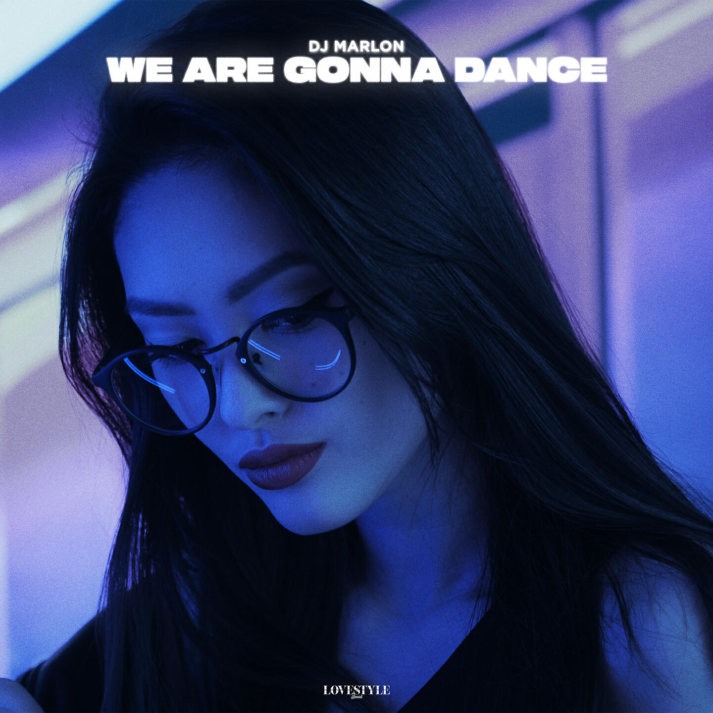 Релиз We Are Gonna Dance