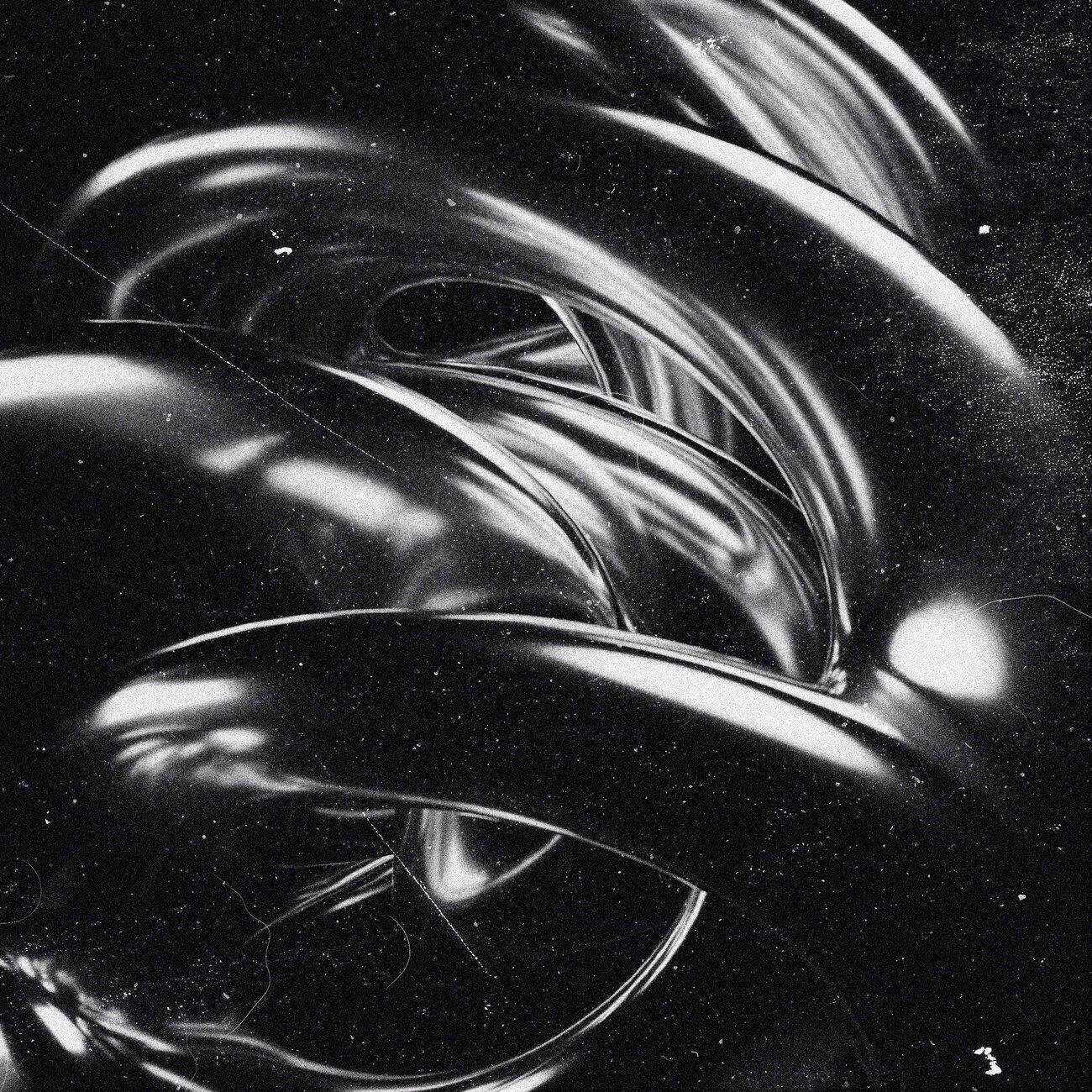 Релиз Low Moon