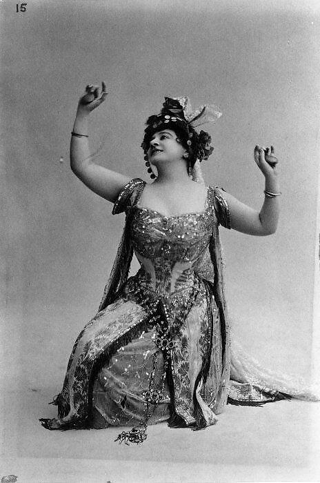 Blanche Arral