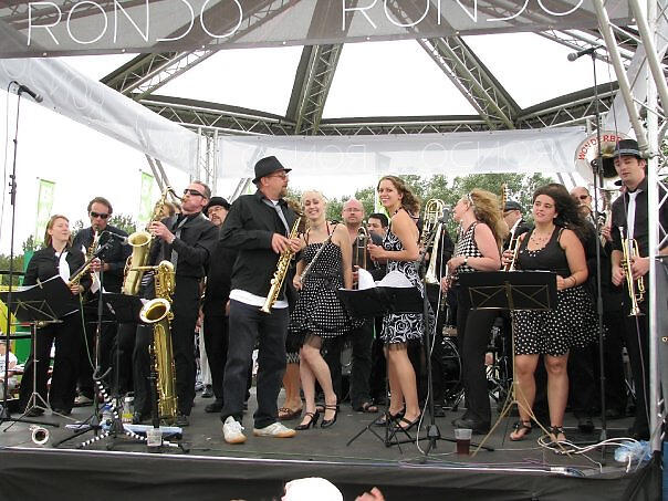 Wonderbrass