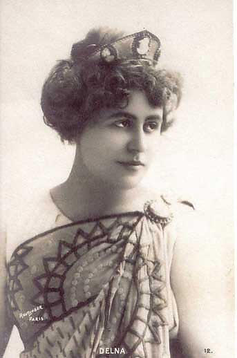 Marie Delna