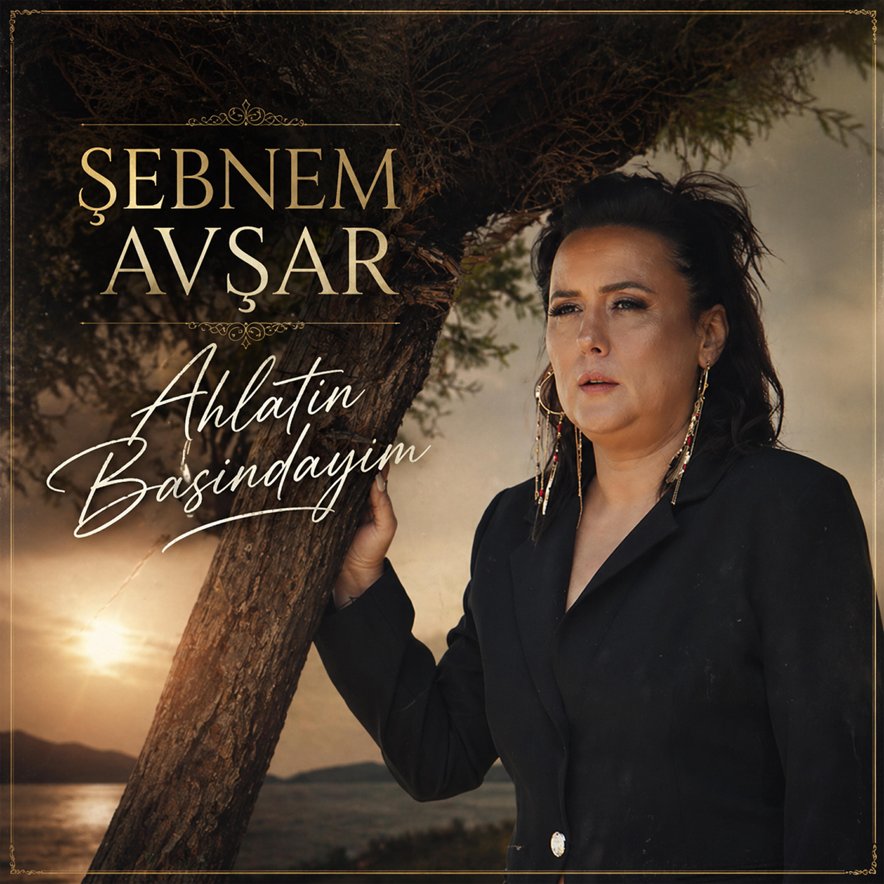 Şebnem Avşar