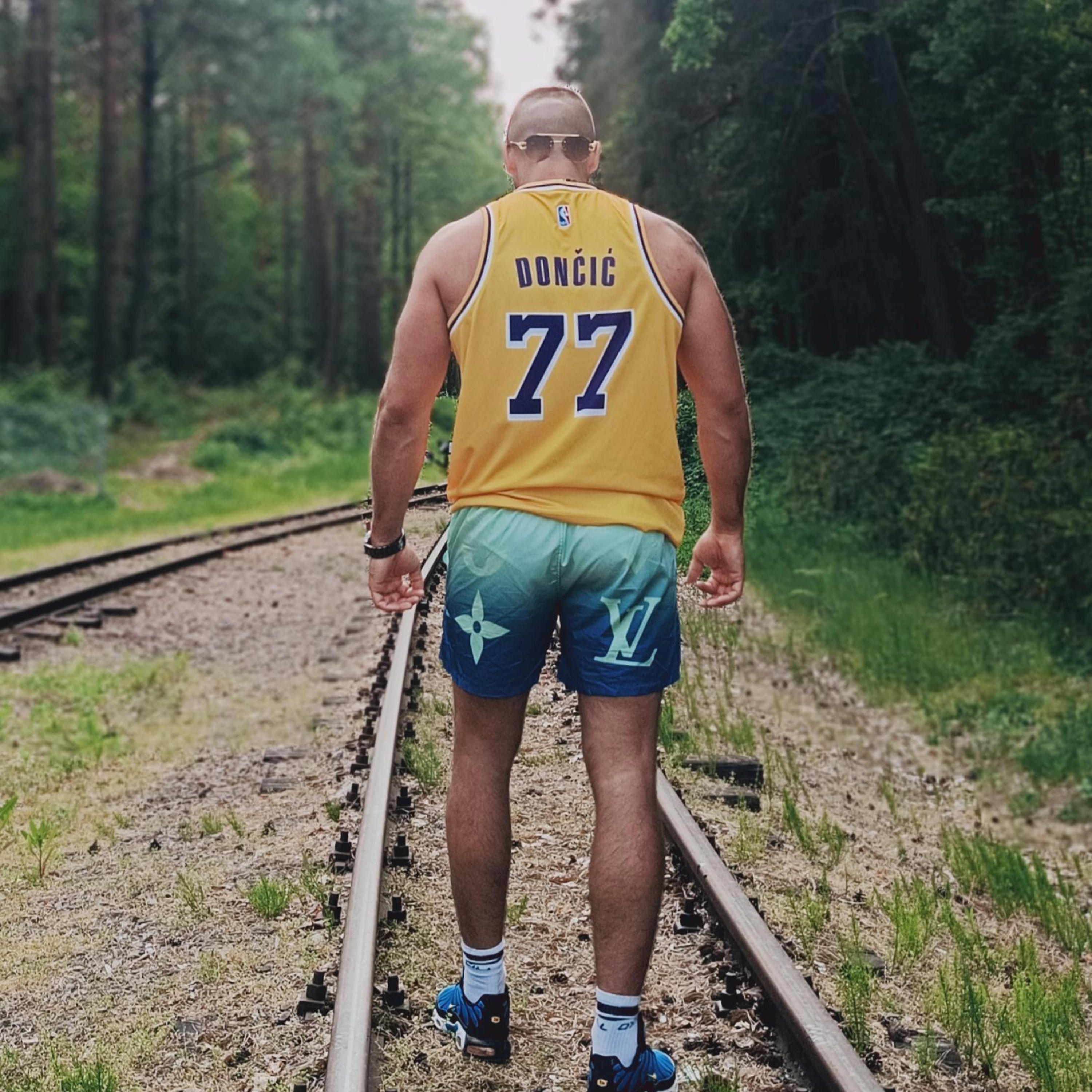 Релиз Nino - Jaka Ty Maleńka