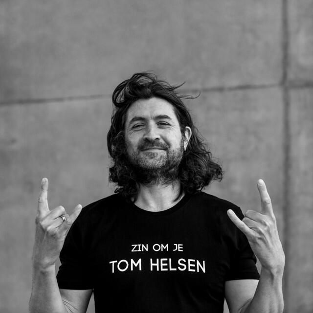 Релиз Zin Om Je Tom Helsen