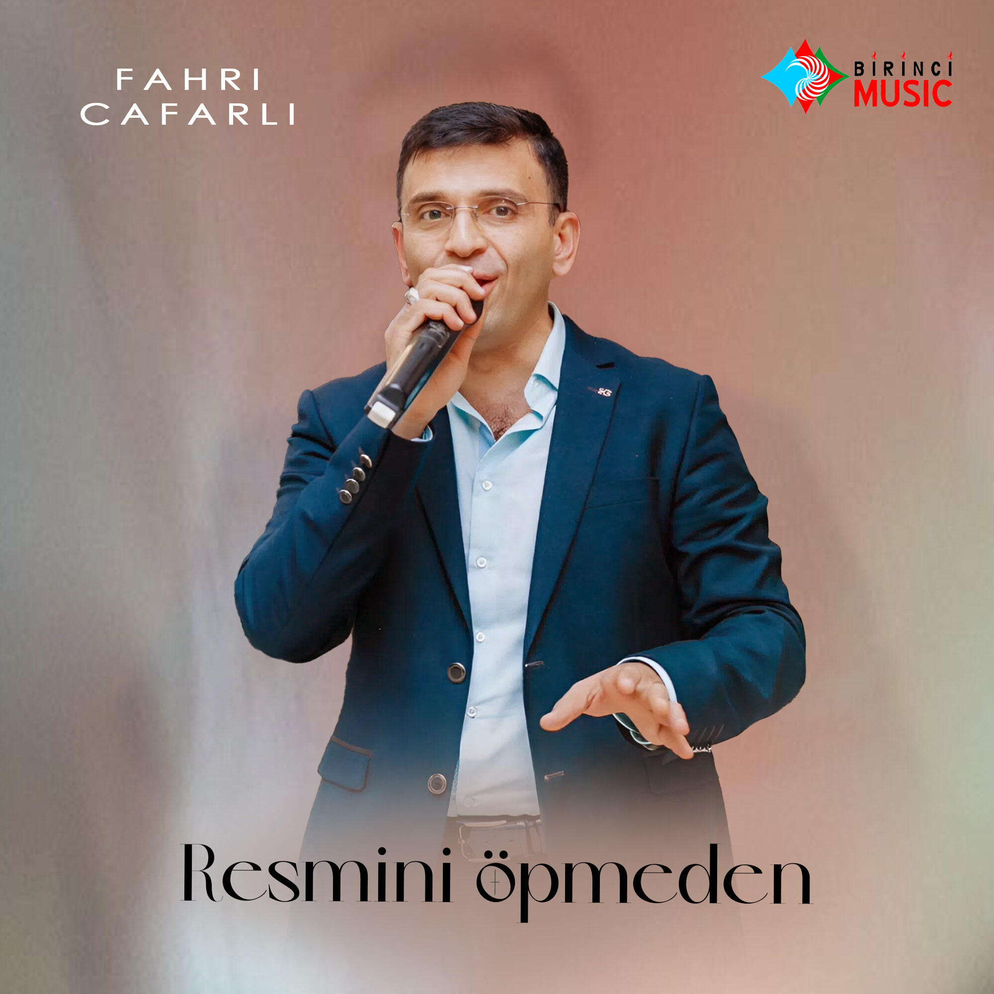 Релиз Resmini öpmeden