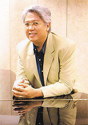 RYAN CAYABYAB