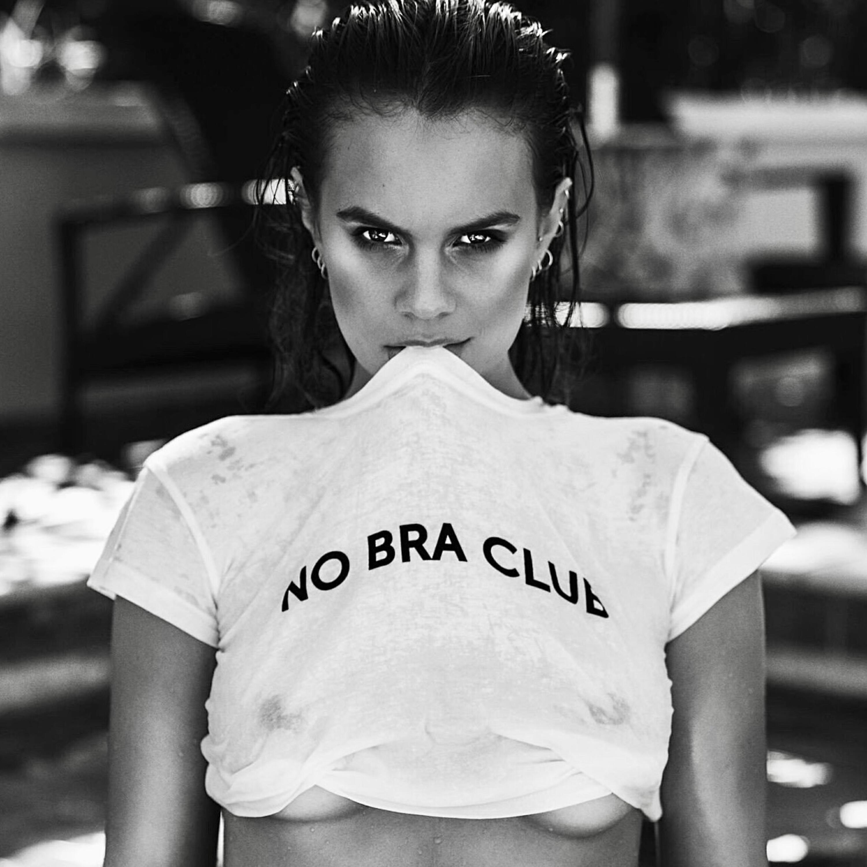 Релиз NO BRA CLUB