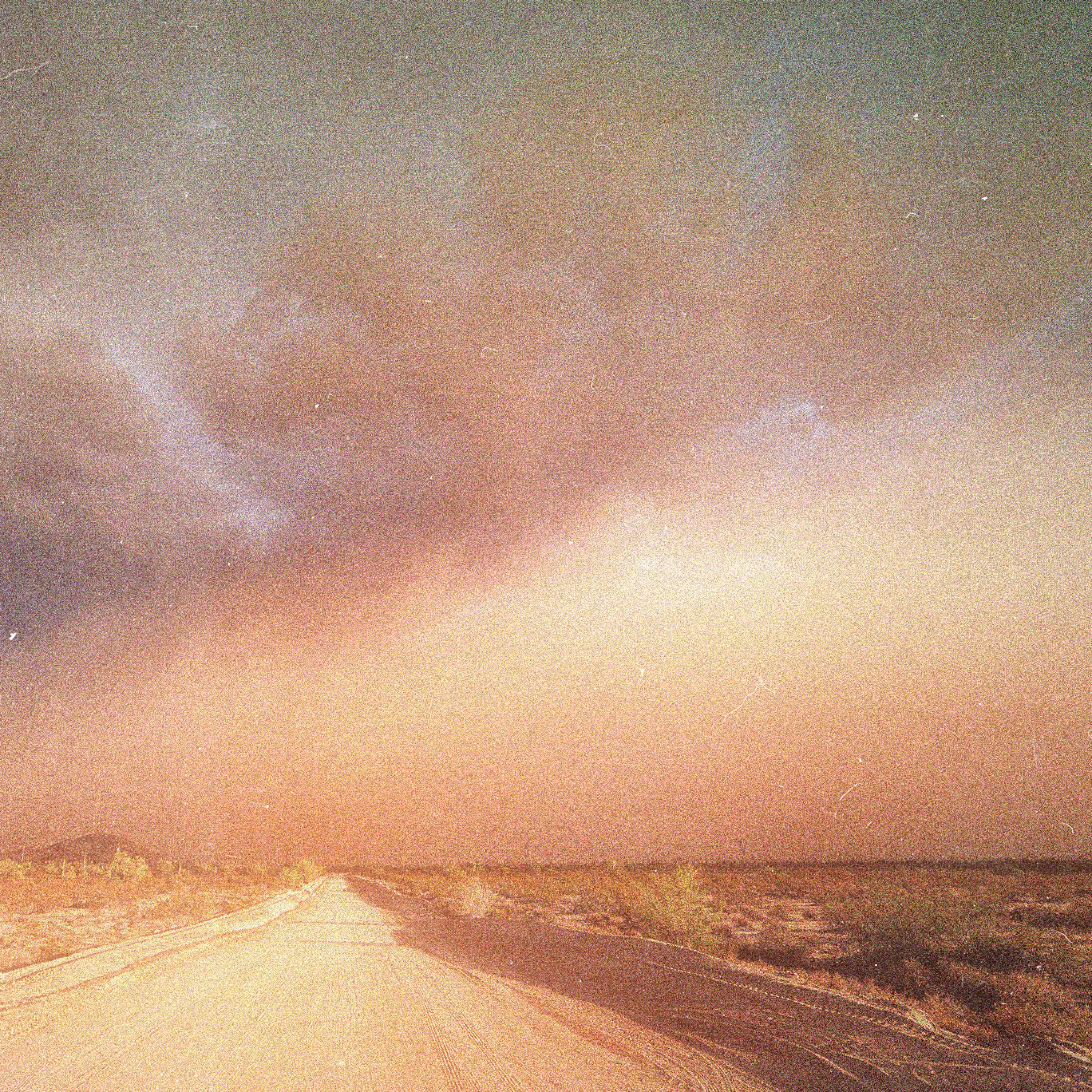 Релиз SANDSTORM