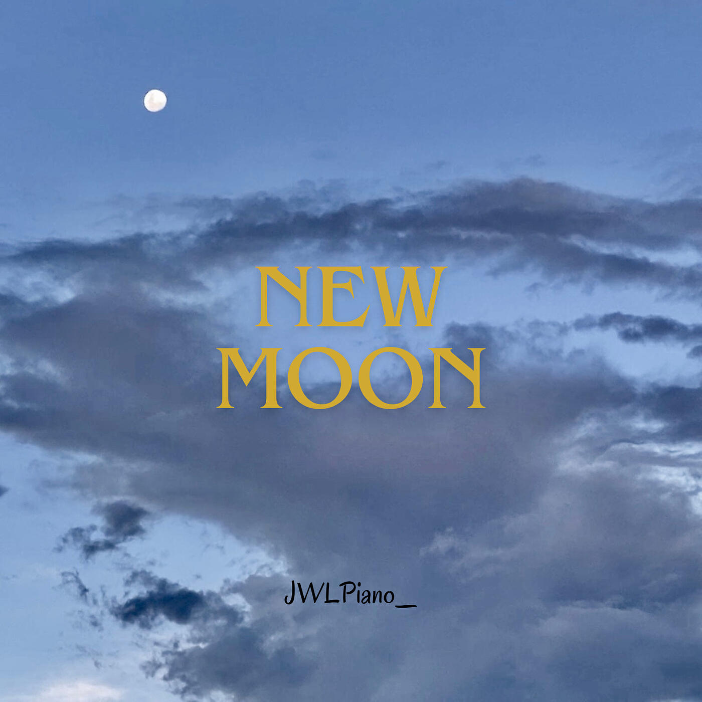 Релиз New Moon