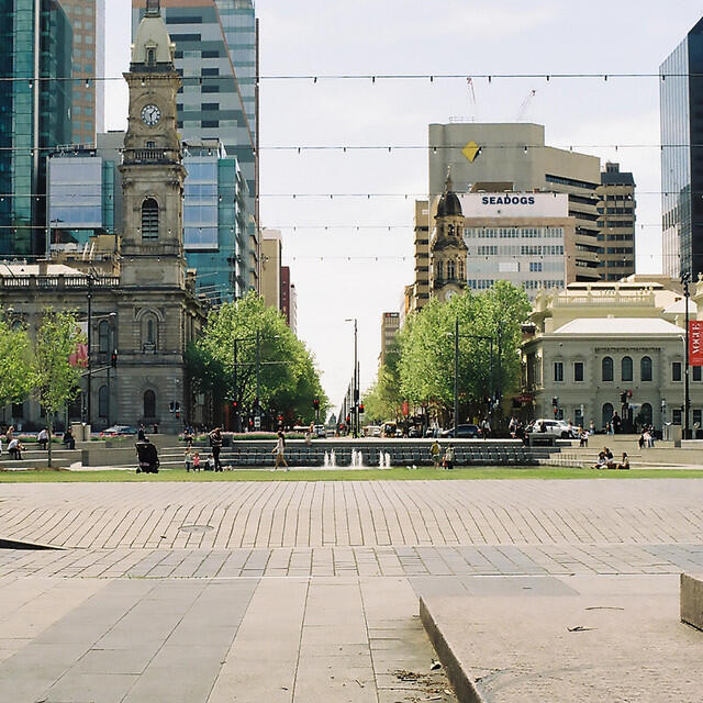 Релиз Vic Square