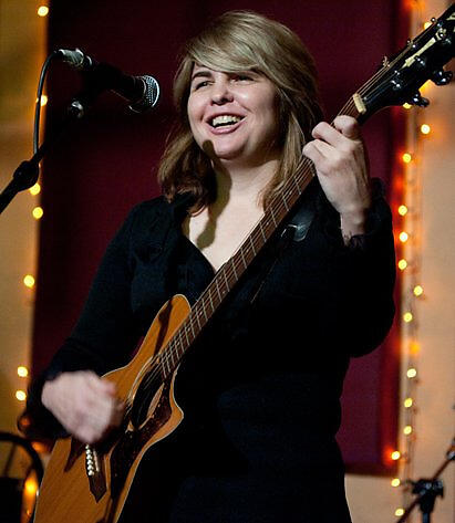 Glenna Bell