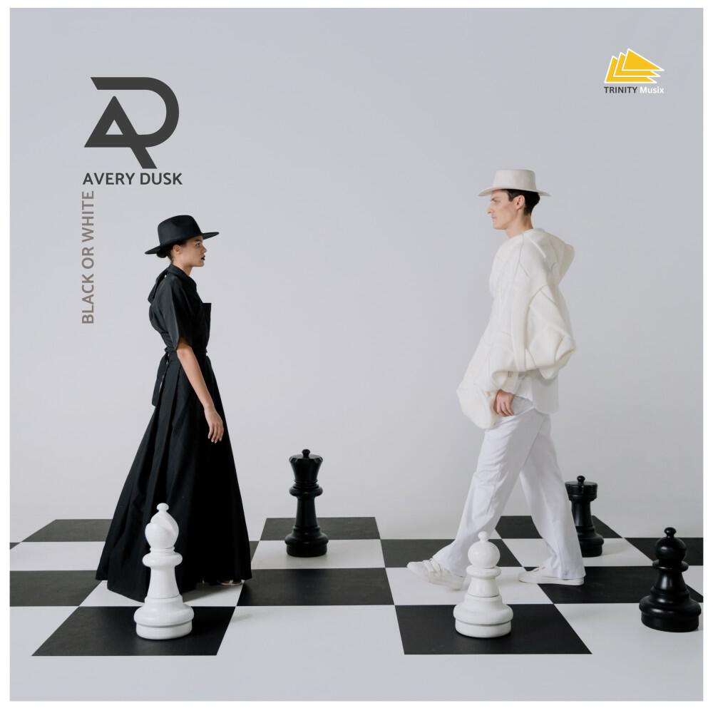 Релиз Black or White