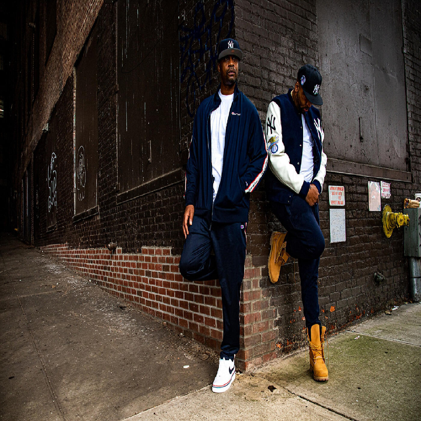 Трек Across da Borders