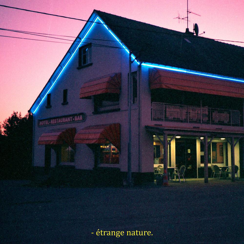 Etrange Nature