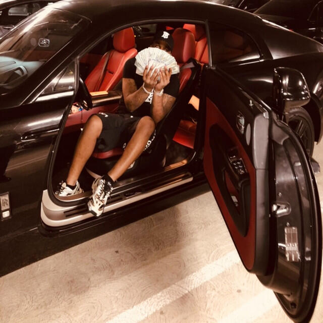 Релиз Still Lit