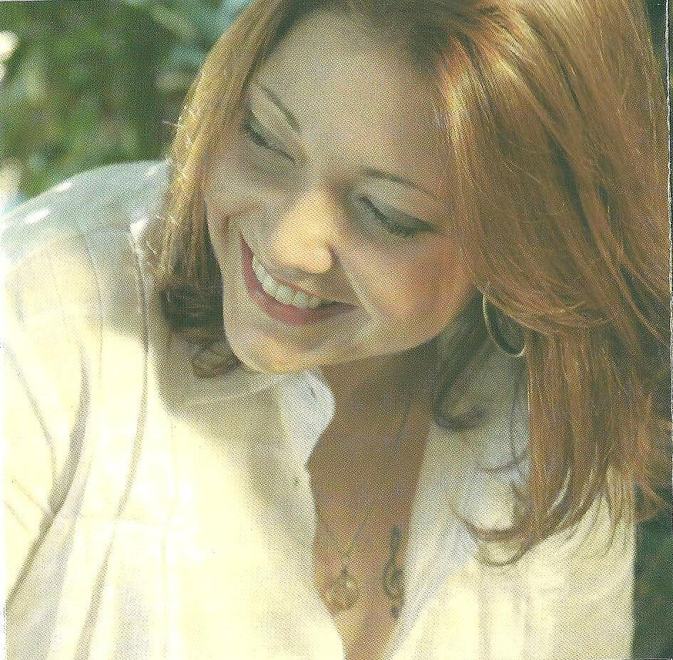 Thais Helena