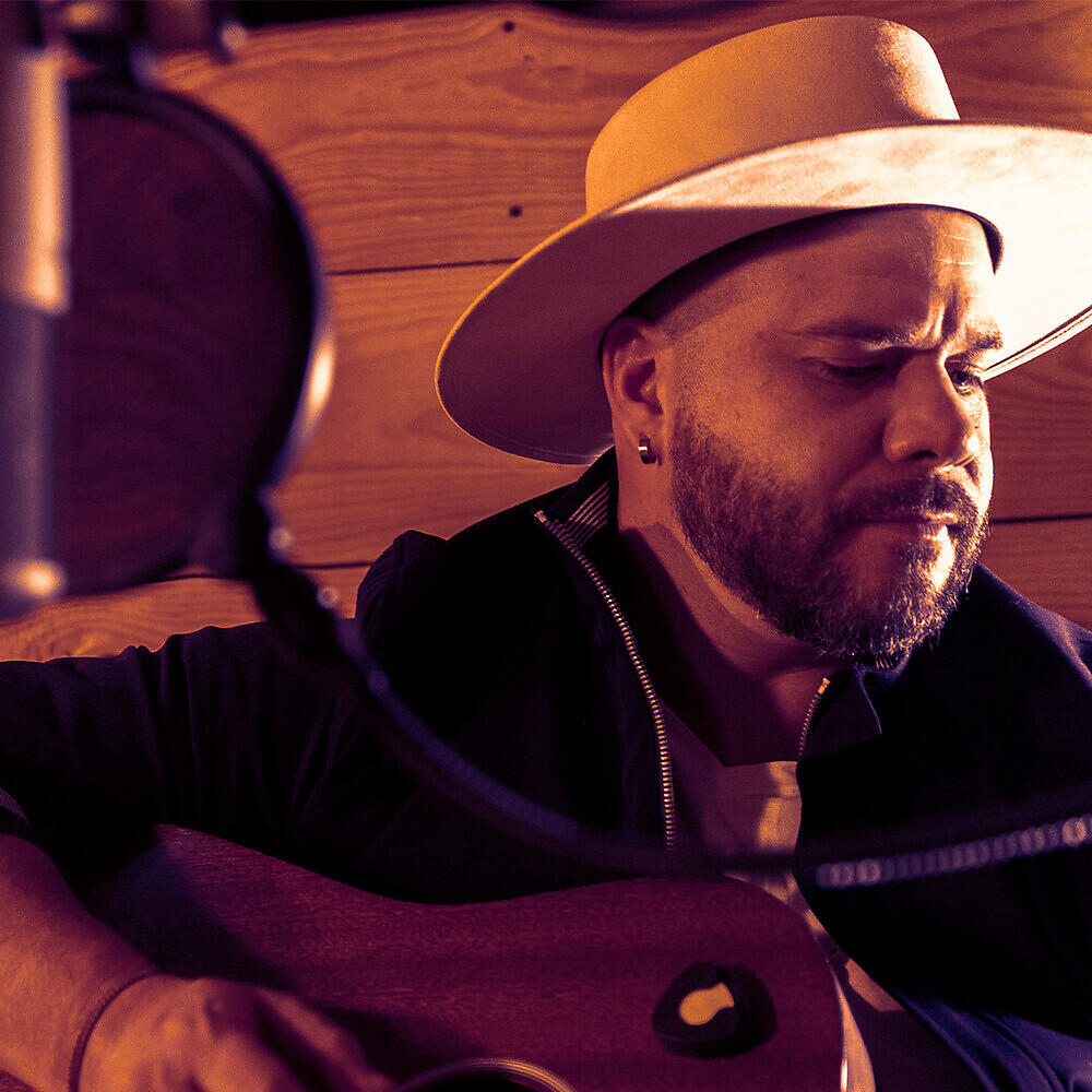 Релиз 100 Años