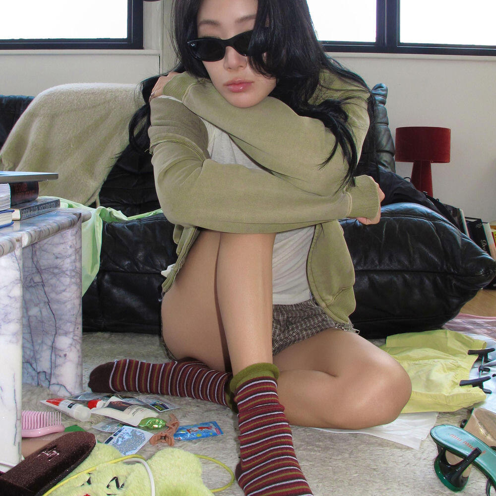 Релиз Off Hours