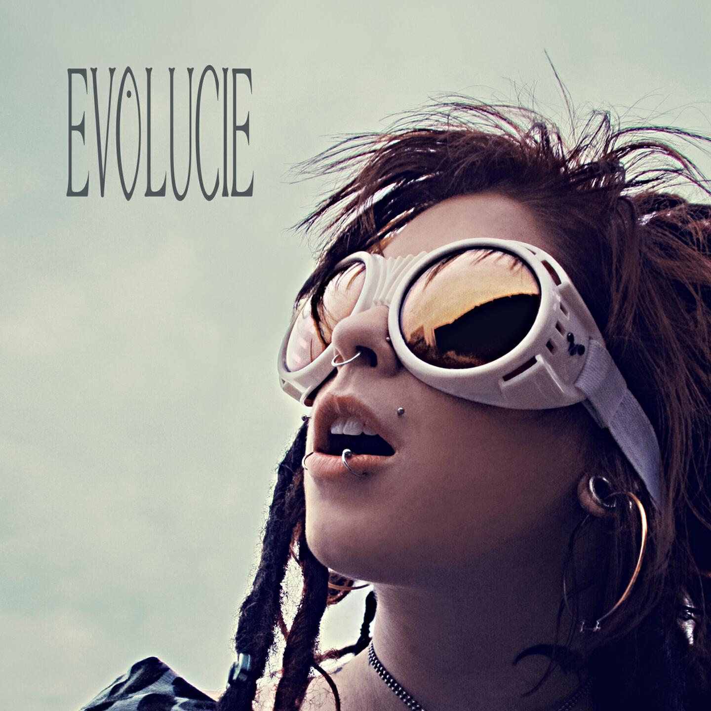 Релиз EvoLucie