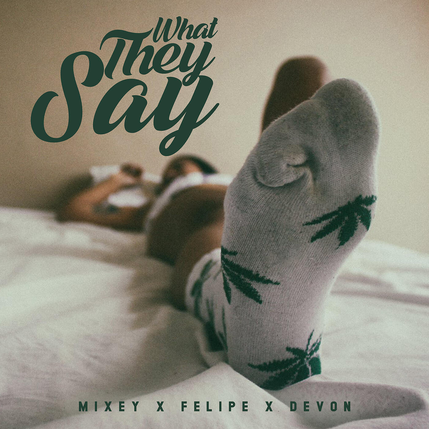 Скачать песню Mixey, Felipe, Devon - What They Say бесплатно в MP3 для Android и iOS
