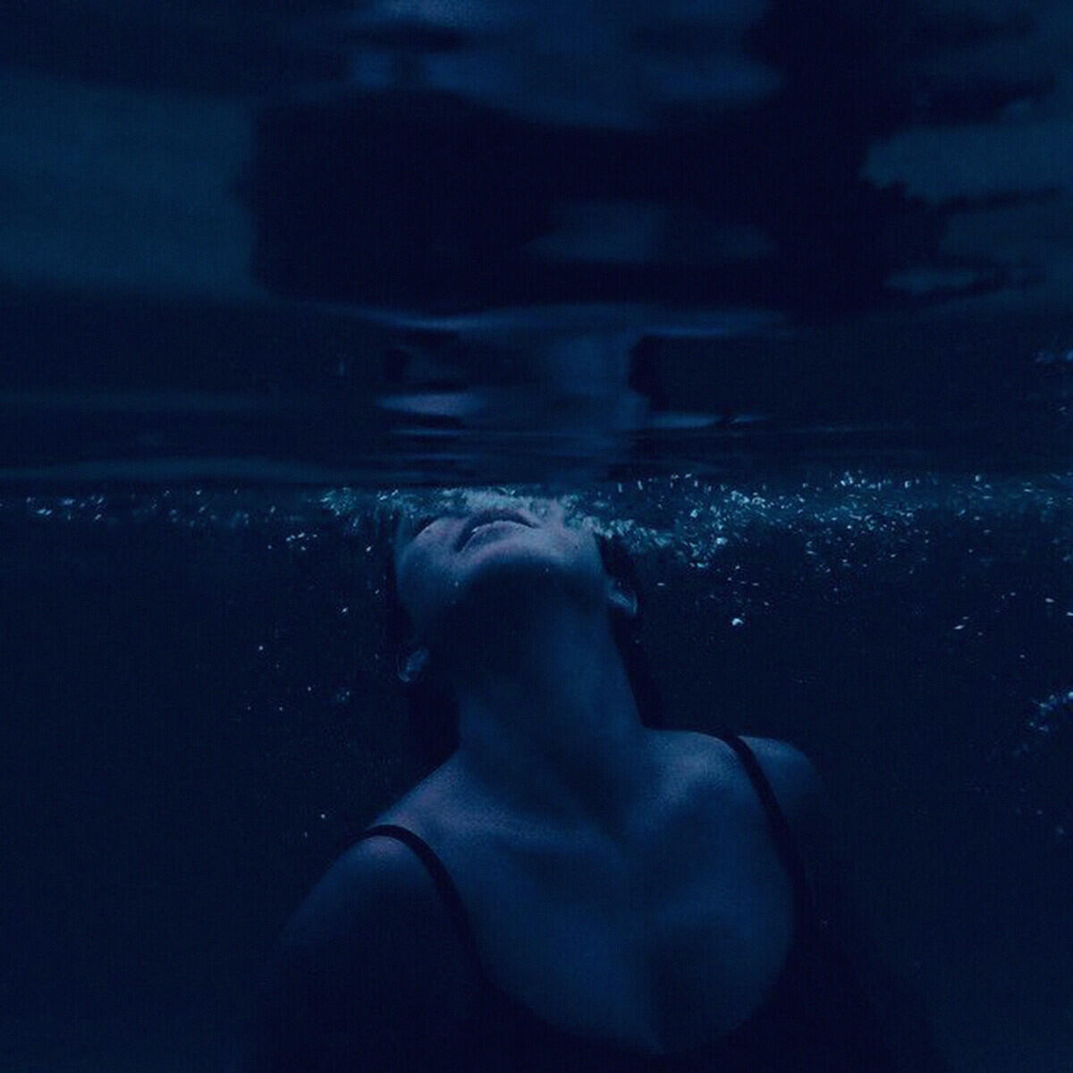 Релиз Drowning