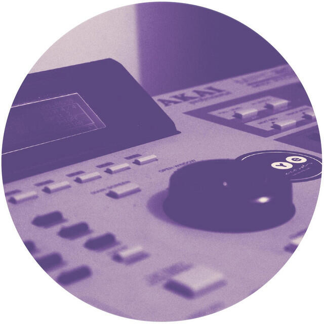 Релиз Moore Street