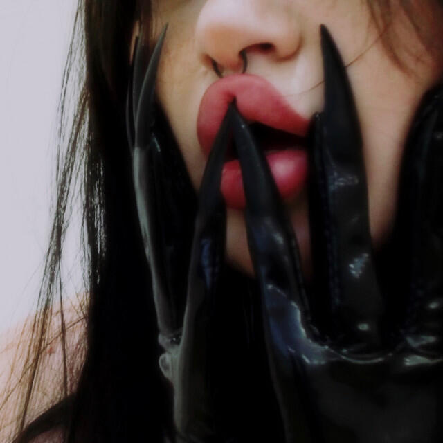 Релиз GUILTY HANDS (I BLEED)