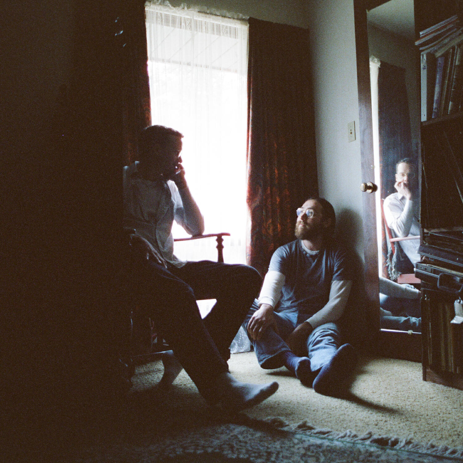 Релиз Dandelions