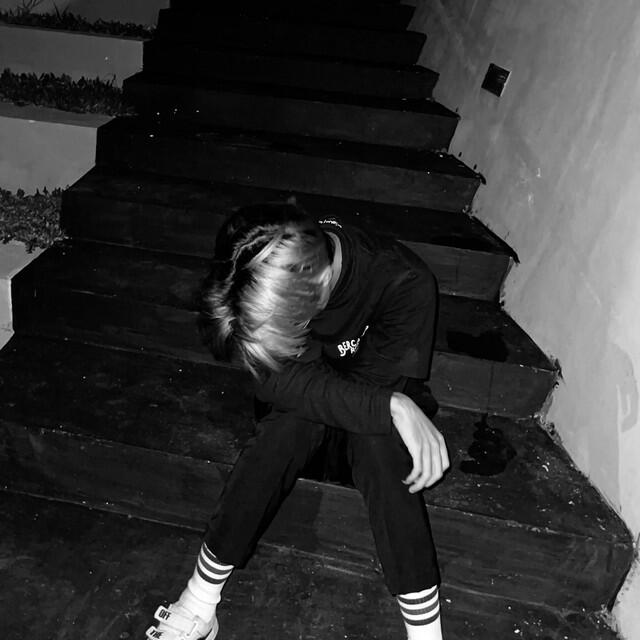 Релиз Ignoring Me