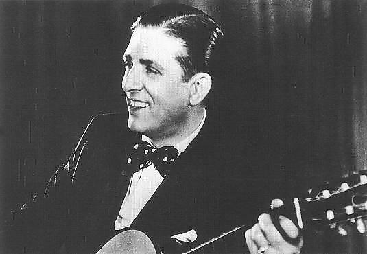 Hugo Del Carril con Guitarras