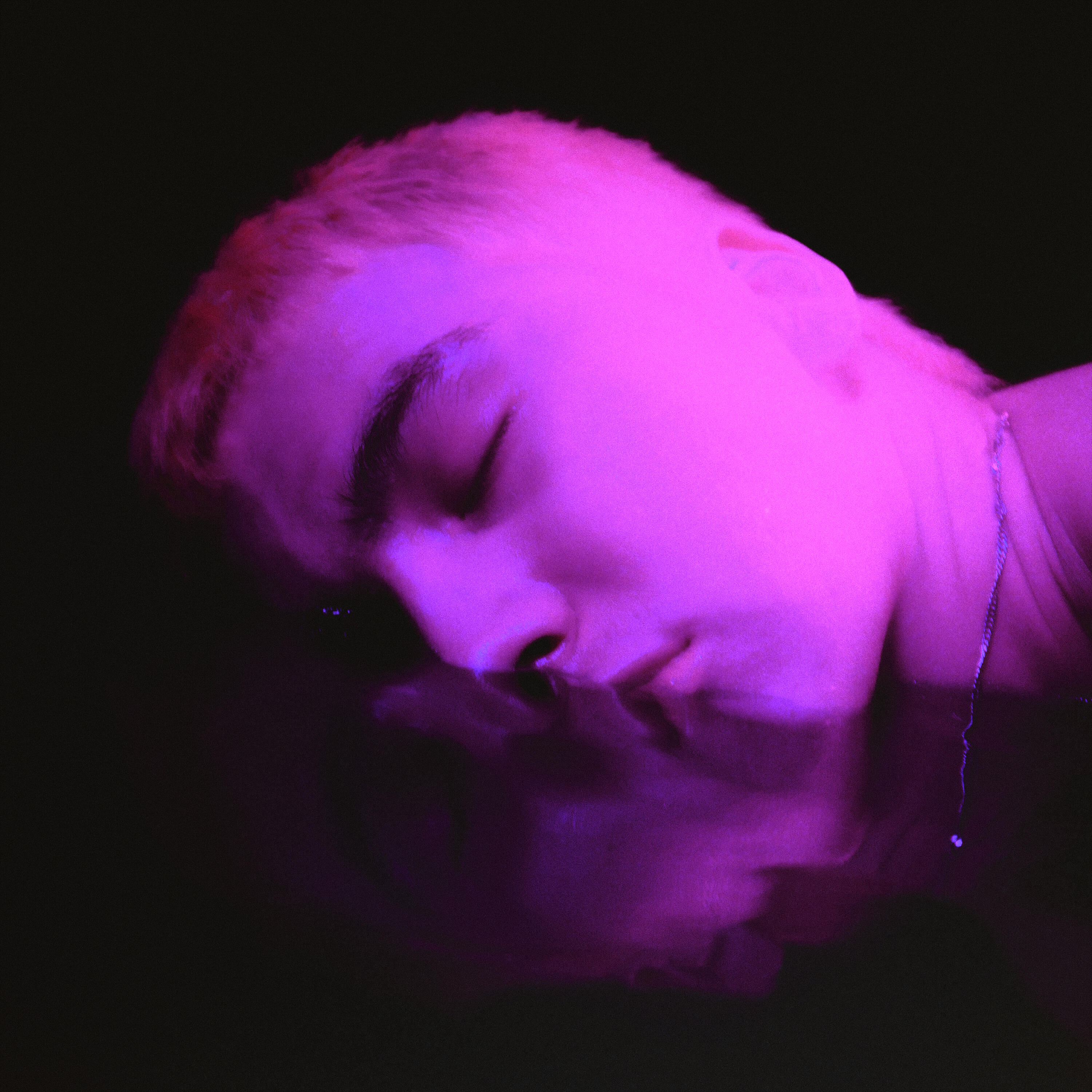 Релиз Alone
