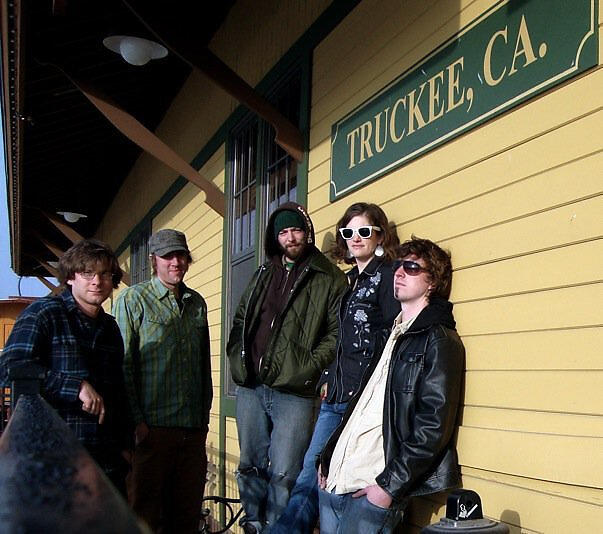 Dead Winter Carpenters