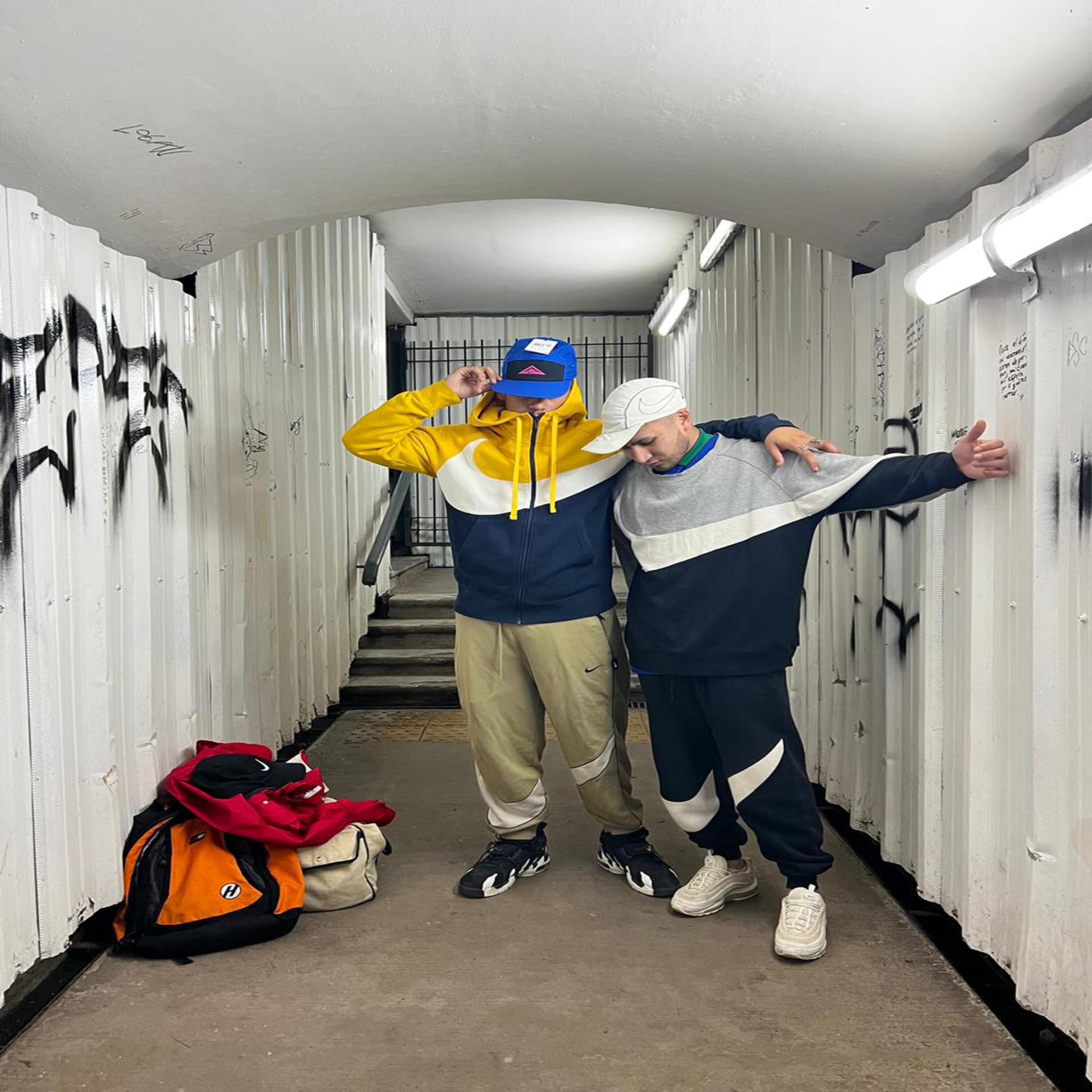 Релиз Junados de Cerca