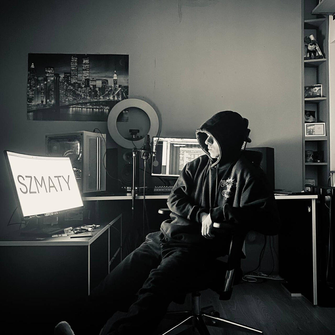Релиз Szmaty