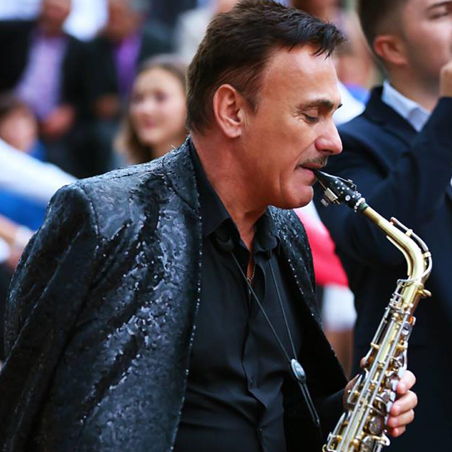 Релиз Petrica Nicoara Si Invitati