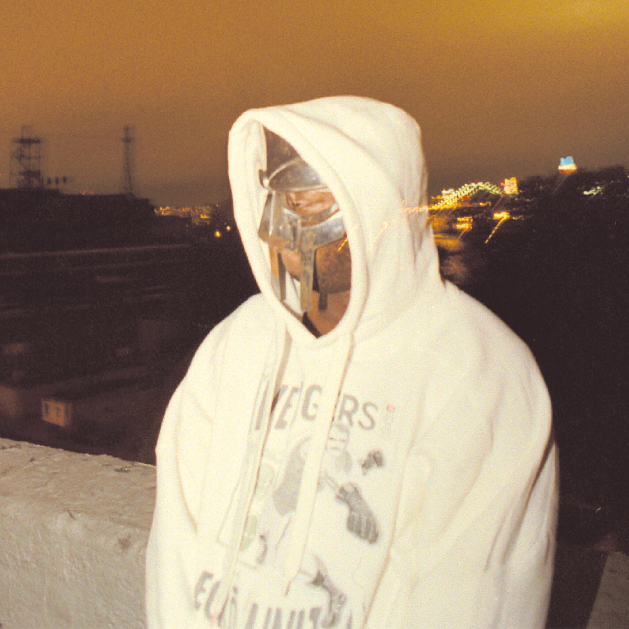 Скачать песню MF Doom, Prof - Bells Of DOOM бесплатно в MP3 для Android и iOS