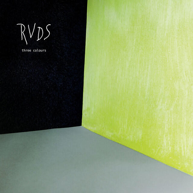 Релиз Three Colours