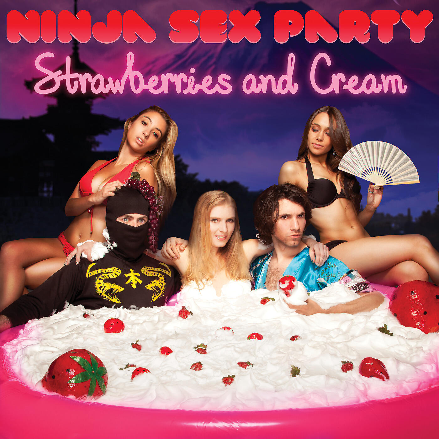 Релиз Strawberries and Cream