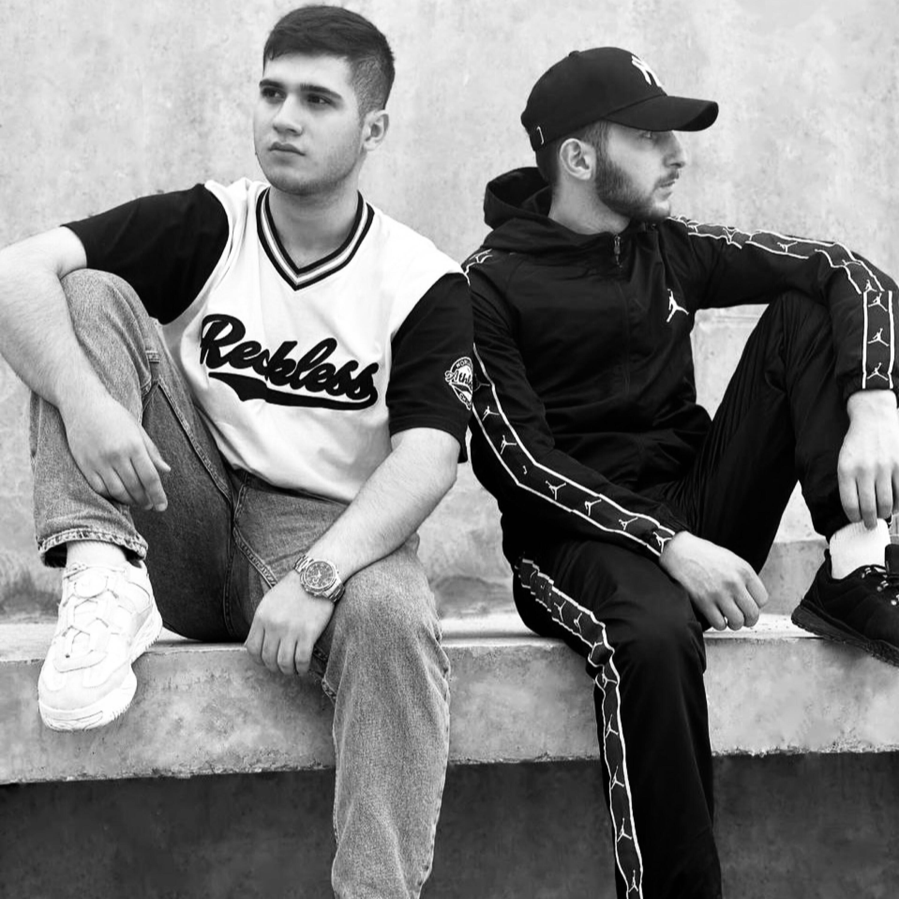 Постер альбома Кто не с нами