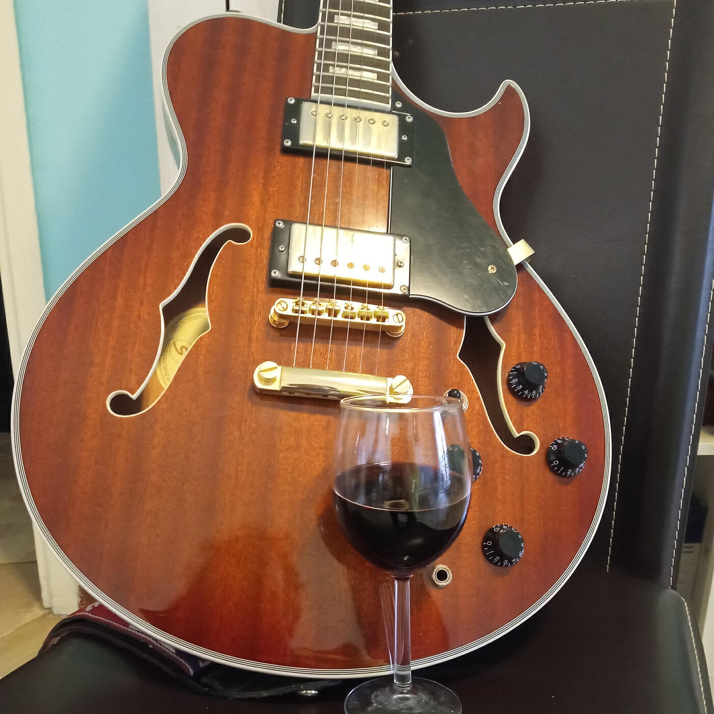 Релиз VINO & BLUES