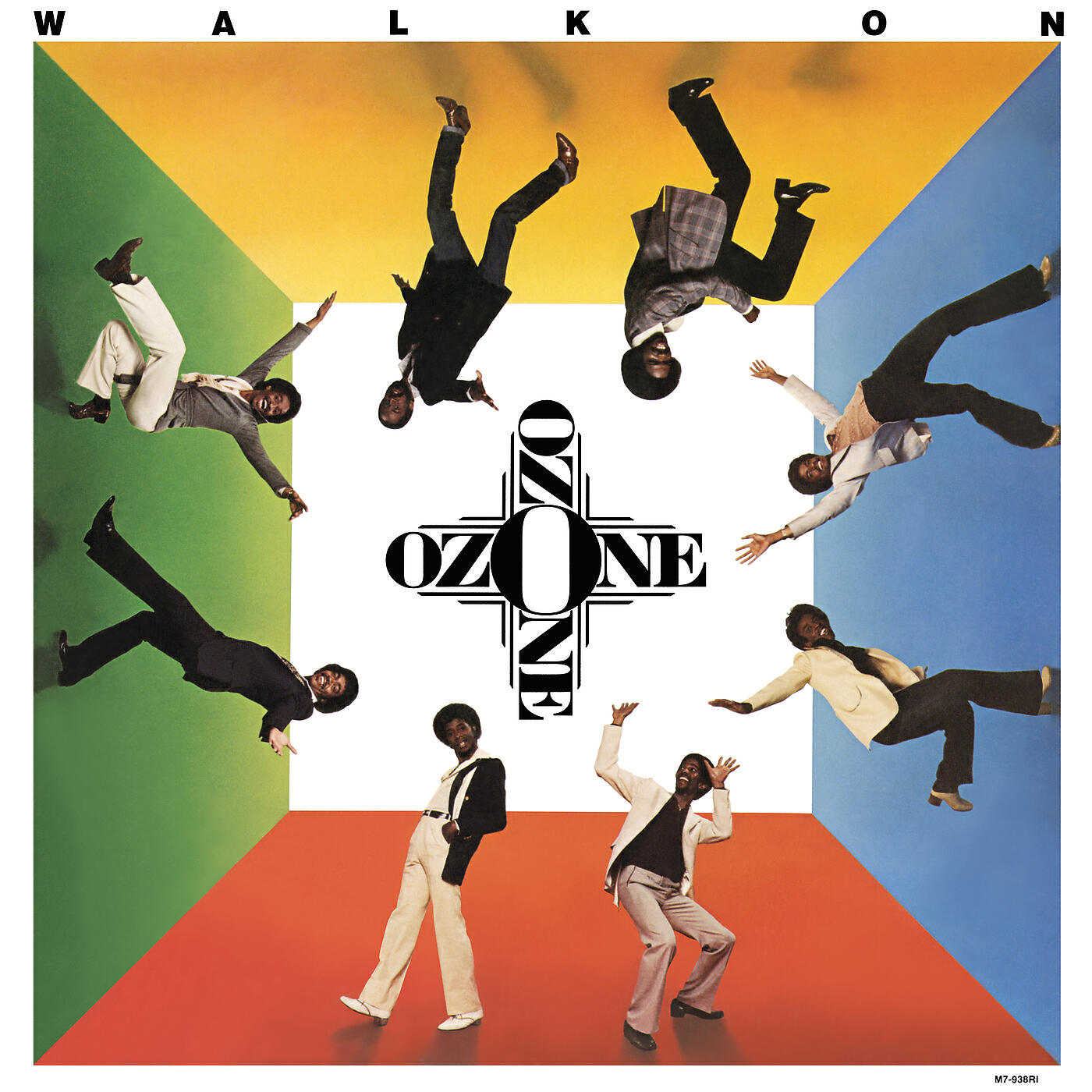 Релиз Walk On