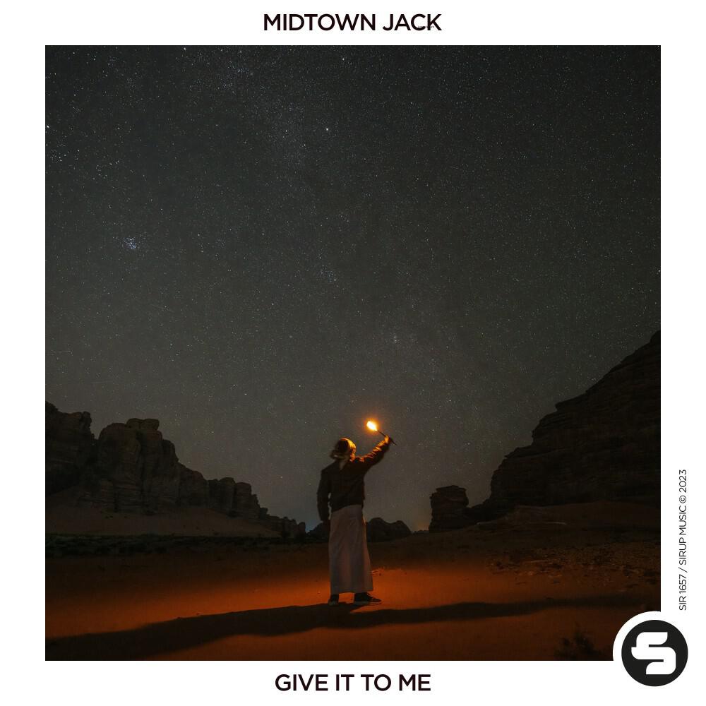 Релиз Give It to Me